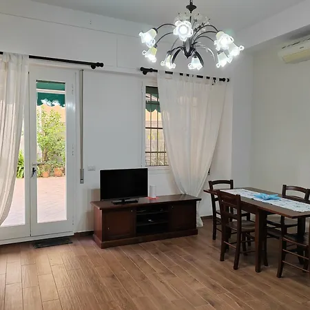 Boutique Apartment *